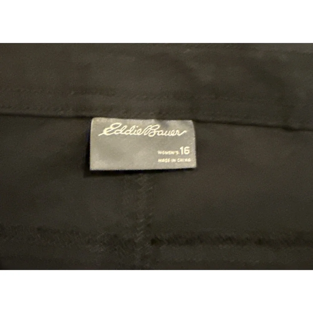 Eddie Bauer Womens Size 16 Black Summer Trail Cargo Shorts‎ Pockets Hiking Walk